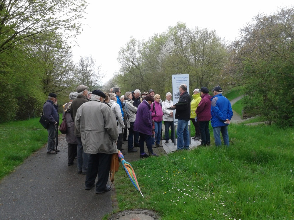 Führung entlang des Waldenserweges in Palmbach Führung entlang des Waldenserweges in Palmbach