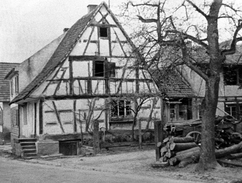 Altes Waldenserhaus in Palmbach (abgerissen ca. 1965) Altes Waldenserhaus in Palmbach (abgerissen ca. 1965)